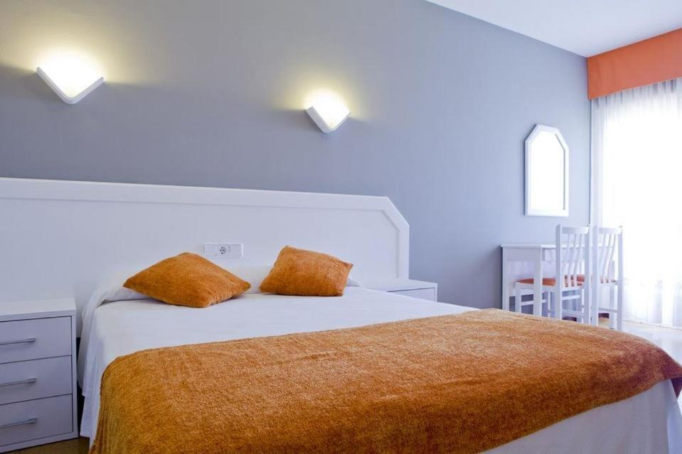 Hotel Los Naranjos A Revolta Dış mekan fotoğraf